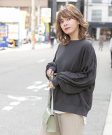 チャコールグレー