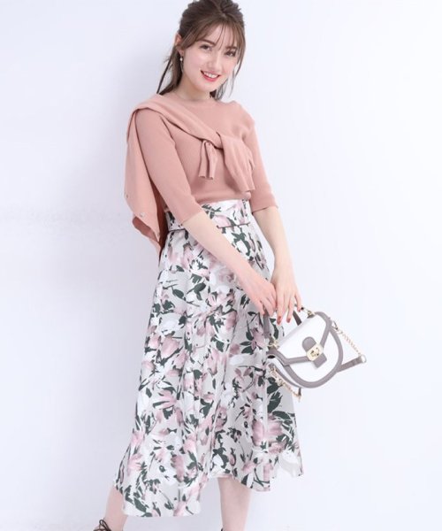 ランダムフラワープリントスカート アプワイザー リッシェ Apuweiser Riche D Fashion