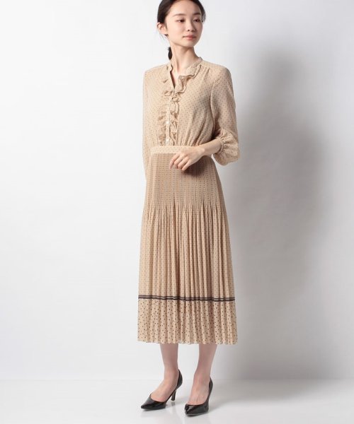 セール 50 Off ラインドットプリントフリルワンピース アナイ Anayi D Fashion セール 50 Off ラインドットプリントフリルワンピース アナイ Anayi D Fashion
