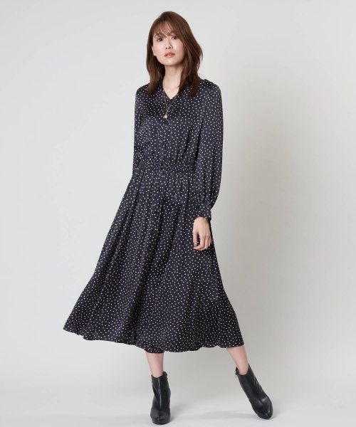 セール 50 Off ランダムドットプリントvネックワンピース アナイ Anayi D Fashion