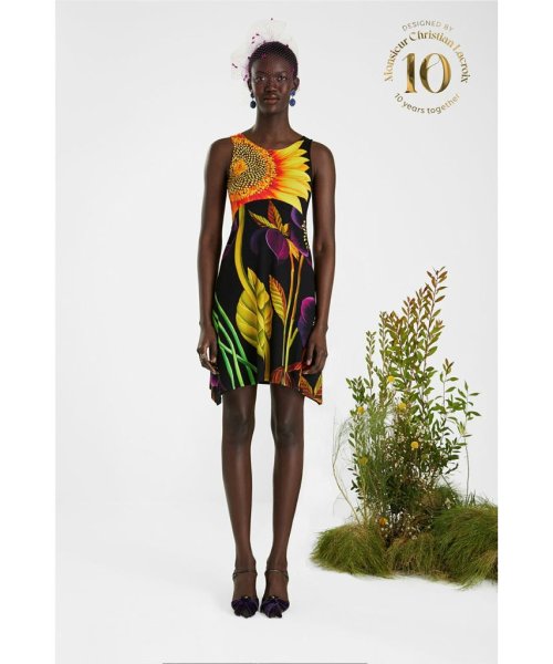 セール 50 Off ワンピースノースリーブ Marlon デシグアル Desigual D Fashion セール 50 Off ワンピースノースリーブ Marlon デシグアル Desigual D Fashion