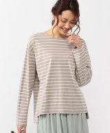 ベージュ
