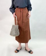 ブラウン