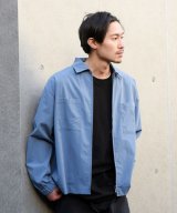 ブルー