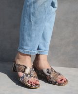 パイソン柄