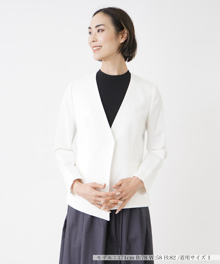 NEMIKA ホワイト ジャケット　 フリンジ付き NEMIKA ホワイト ジャケット フリンジ付き
