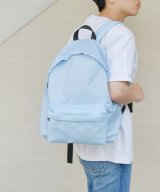ライトブルー