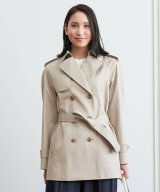 ライトベージュ