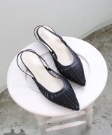 ブラック