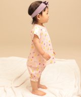 ピンク