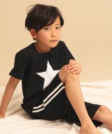 ブラック