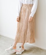 ピンクベージュ