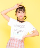 オフホワイト