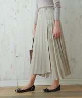 ライトベージュ(951)