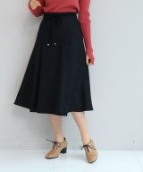 ブラック(819)