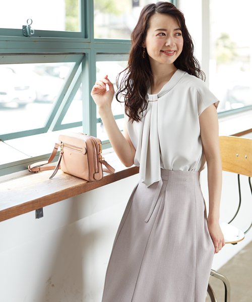 セール 30 Off メタルポイントボウタイブラウス ナチュラルビューティーベーシック Natural Beauty Basic D Fashion