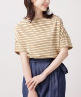 ベージュ