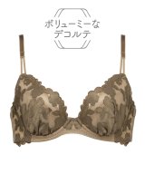 ライトブラウン