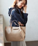 グレージュ