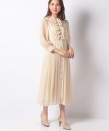 ベージュ