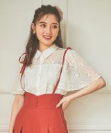 オフホワイト