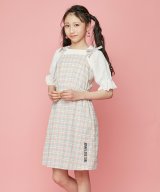 ピンク