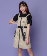 ベージュ