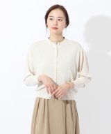 ベージュ