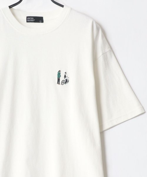セール30 Off Lazar Couple Bicycle Walk 刺繍 ビッグシルエット Tシャツ ラザル Lazar D Fashion セール30 Off Lazar Couple Bicycle Walk 刺繍 ビッグシルエット Tシャツ ラザル Lazar D Fashion