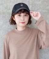 ブラック