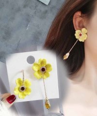 shoppinggo/ショッピングゴー shoppinggo ピアス 揺れる ロングピアス 大ぶり モチーフピアス 花 可愛い イヤリング 人気アクセサリー/504017972
