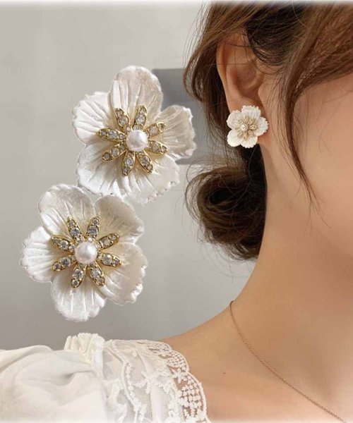 セール ピアス 貝 花 スタッドピアス 大ぶり モチーフピアス 可愛い イヤリング 人気アクセサリー ショッピングゴー Shoppinggo D Fashion セール ピアス 貝 花 スタッドピアス 大ぶり モチーフピアス 可愛い イヤリング 人気アクセサリー ショッピングゴー Shoppinggo D Fashion