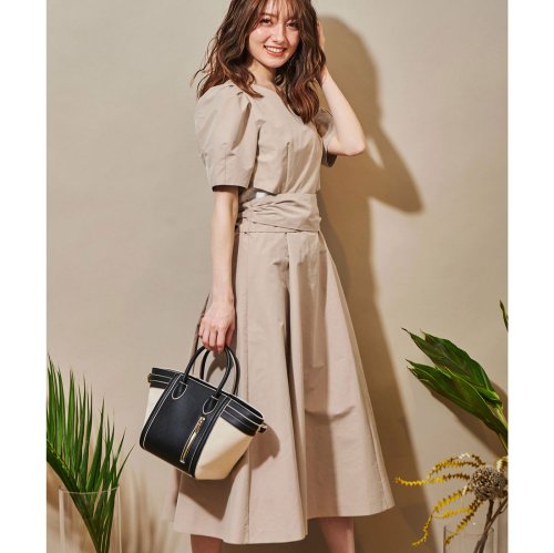 セール40 Off サイドカットワンピース ノエラ Noela D Fashion セール40 Off サイドカットワンピース ノエラ Noela D Fashion