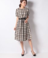 ベージュ系