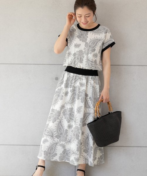 セール 大柄ペイズリーリブ使いワンピース プレフェリール Preferir D Fashion セール 大柄ペイズリーリブ使いワンピース プレフェリール Preferir D Fashion