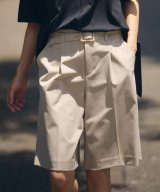 ベージュ(052)