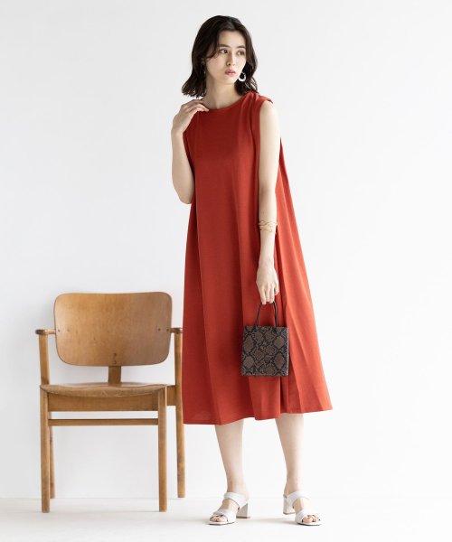 クーポン セール10 Off 接触冷感 フレアーシルエットロングワンピース ノースリーブ ジーラ Geera D Fashion クーポン セール10 Off 接触冷感 フレアーシルエットロングワンピース ノースリーブ ジーラ Geera D Fashion