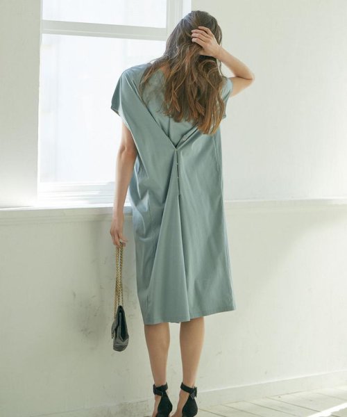Ined Claro バックドットボタンワンピース クリアインプレッション Clear Impression D Fashion Ined Claro バックドットボタンワンピース クリアインプレッション Clear Impression D Fashion