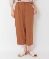 ベージュ