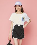 オフホワイト