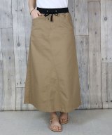 ベージュ