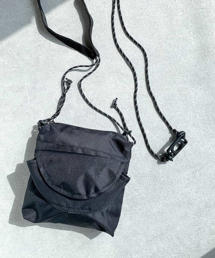 セール 50%OFF】【2SET】サコッシュ＆ペットボトルホルダー