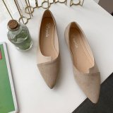ベージュ