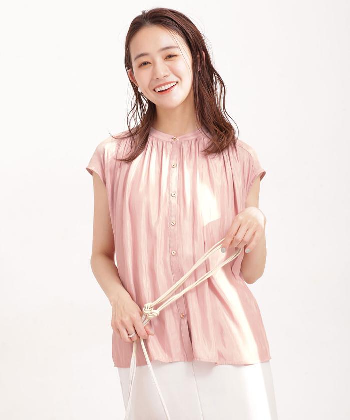 セール 30%OFF】WEB限定/サテンギャザーブラウス ノースリーブ