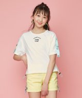 オフホワイト