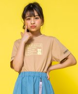 ベージュ