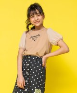 ベージュ
