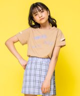 ベージュ