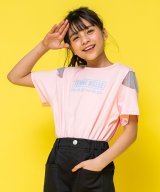 ピンク