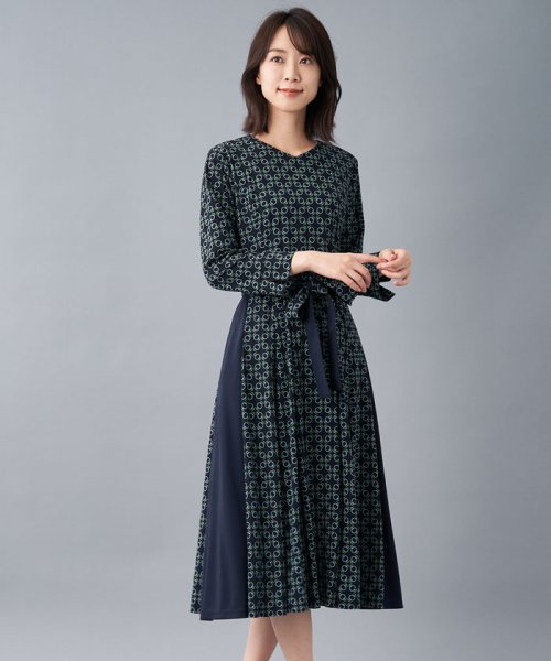 セール 51 Off 総柄プリントワンピ ス レリアン Leilian D Fashion